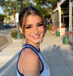 Brooke Monk Wiki: Age, Height, Makeup, Net Worth, and Full Bio - Gop