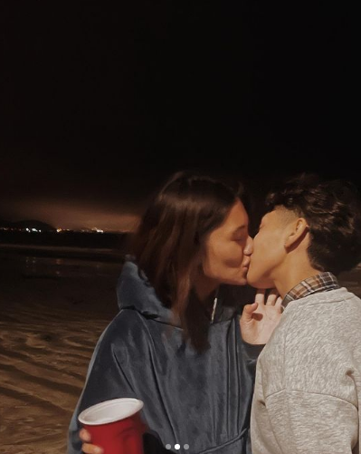 Vanessa Pena Kissing photo